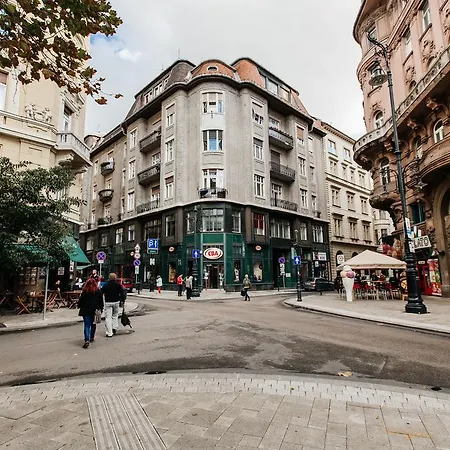 Romantic Hideaway Centertown *